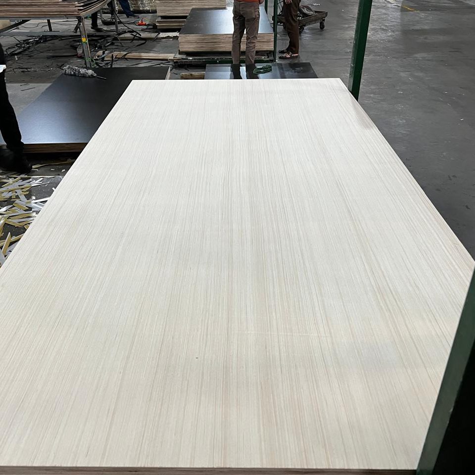 ENGINEER VENEER FACED PLYWOOD